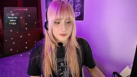 Molly  online show from 04/01/26, 03:40