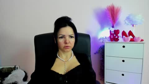 Molly online show from 03/23/26, 07:34