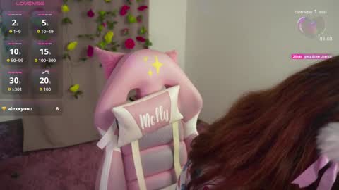 mollysb_05 online show from 09/25/25, 07:56