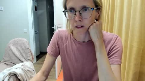 AngelMomm online show from 09/26/25, 05:06