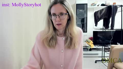 AngelMomm online show from 04/12/26, 09:25