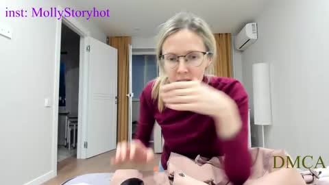 AngelMomm online show from 04/20/26, 04:43