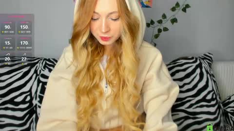 Snapshot of mollystouch chatting on 05/21/26, 09:11 Amely online show from 05/21/26, 09:11