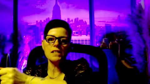 Snapshot of mollysun chatting on 05/12/26, 04:15 MollySun Nina Randmann online show from 05/12/26, 04:15