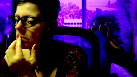 Snapshot of mollysun chatting on 06/06/26, 06:34 MollySun Nina Randmann online show from 06/06/26, 06:34