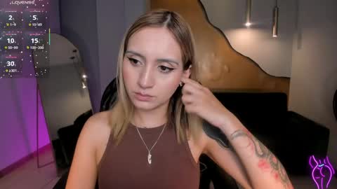 Molly Sunders online show from 05/11/26, 08:50