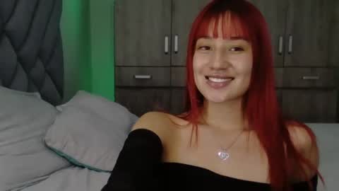 Snapshot of mollywalter chatting on 07/11/26, 07:33 mollywalter online show from 07/11/26, 07:33