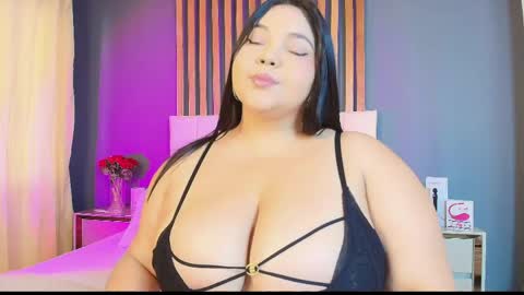 Snapshot of mollywoodd chatting on 04/26/26, 02:26 mollywoodd online show from 04/26/26, 02:26