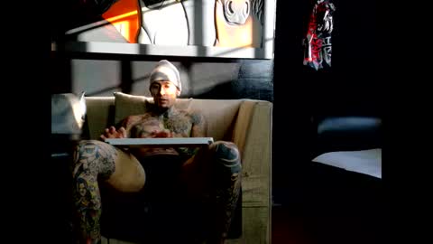 Molotov online show from 10/25/25, 09:31