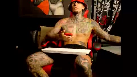 Molotov online show from 11/01/25, 12:23