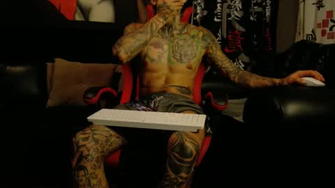 Molotov online show from 11/08/25, 01:17