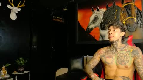 Molotov online show from 11/18/25, 04:44