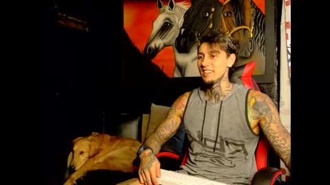 Molotov online show from 11/20/25, 09:36