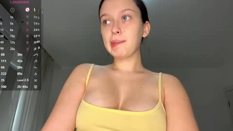 Hermina  online show from 04/22/26, 12:28