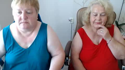 Snapshot of mommy99x chatting on 07/21/26, 07:11 Mommy99X online show from 07/21/26, 07:11