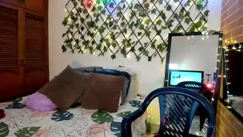 Maja online show from 03/08/25, 08:14