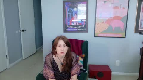 Snapshot of mommygoddessl chatting on 07/02/26, 09:32 Goddess L online show from 07/02/26, 09:32