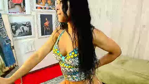 Snapshot of mommyjeva chatting on 01/11/26, 03:44 Mommy Jeva online show from 01/11/26, 03:44