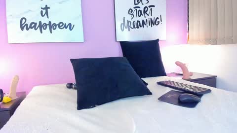 Kendall Evanz online show from 12/29/24, 06:05