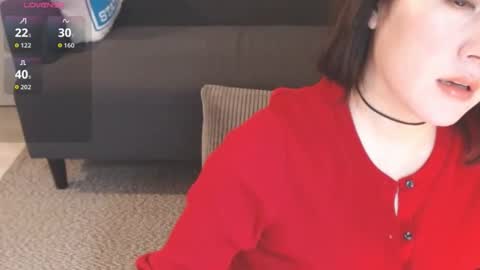 Momo online show from 04/26/26, 06:44