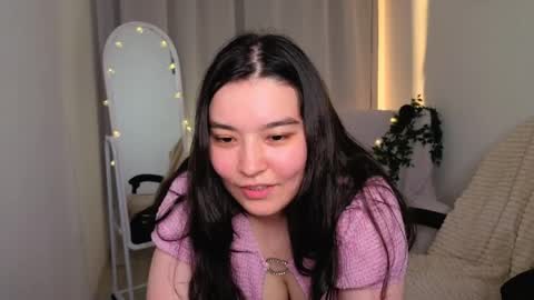 Snapshot of momorins chatting on 05/19/26, 01:56 Momo online show from 05/19/26, 01:56