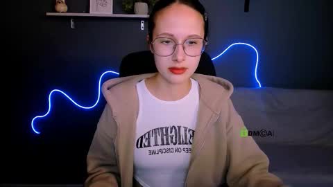 Mona  online show from 09/24/25, 07:39