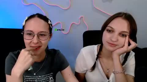 Mona  online show from 07/24/26, 08:45