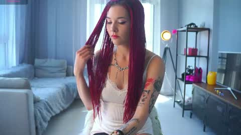 Snapshot of monahurde chatting on 07/01/26, 04:36 Bri Pam online show from 07/01/26, 04:36