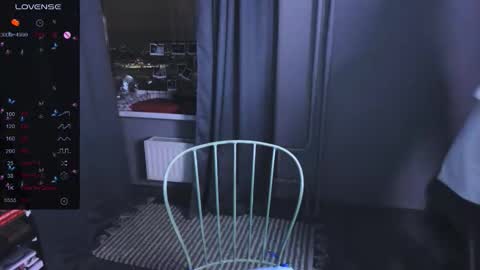 Snapshot of monalauu chatting on 01/15/26, 03:55 online show from 01/15/26, 03:55