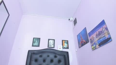 paola online show from 04/22/26, 02:51