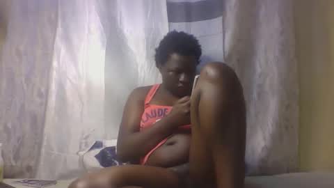 Snapshot of monalisaah chatting on 09/16/25, 01:23 monalisaah online show from 09/16/25, 01:23