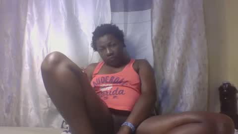 Snapshot of monalisaah chatting on 09/17/25, 01:29 monalisaah online show from 09/17/25, 01:29