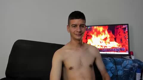 Snapshot of monarquia_ chatting on 12/05/24, 04:09 nicolas online show from 12/05/24, 04:09