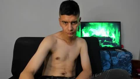 Snapshot of monarquia_ chatting on 12/07/24, 04:31 nicolas online show from 12/07/24, 04:31