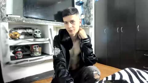 nicolas online show from 03/15/26, 02:17