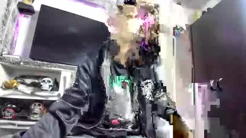 nicolas online show from 03/17/26, 01:43