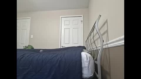 moneyboysaveg584 online show from 04/14/26, 02:01