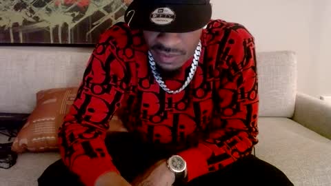 Snapshot of moneymanboy chatting on 09/25/25, 04:49 11nchmonster online show from 09/25/25, 04:49