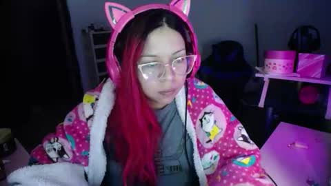 Snapshot of moneyruby chatting on 11/04/25, 08:13 MoneyRuby online show from 11/04/25, 08:13