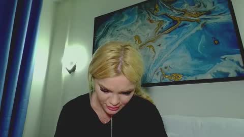 Monica online show from 11/28/25, 04:37