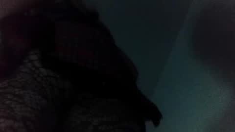 Snapshot of monica35milf chatting on 02/28/25, 11:01 MonicaLuigi online show from 02/28/25, 11:01