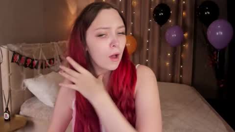 Monica online show from 11/03/25, 05:20