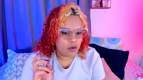 aleja      independent model       online show from 03/02/26, 11:44