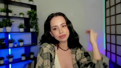 Snapshot of monica_brilliant chatting on 04/15/26, 08:32 Monica online show from 04/15/26, 08:32