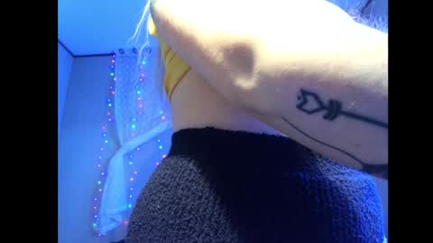 Monica online show from 01/22/25, 04:33