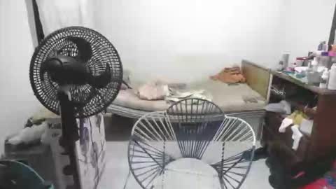 evi online show from 01/11/26, 12:48