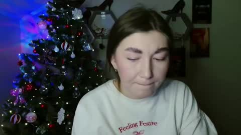 Snapshot of monica_sweets chatting on 11/24/25, 12:05 sweet girl and shine body online show from 11/24/25, 12:05