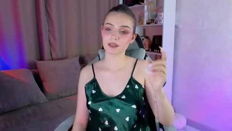 Monica erotic mmm online show from 12/04/25, 03:38