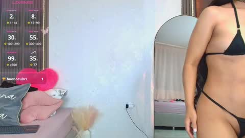 Snapshot of monicaflower chatting on 02/09/25, 10:09 Kiim online show from 02/09/25, 10:09