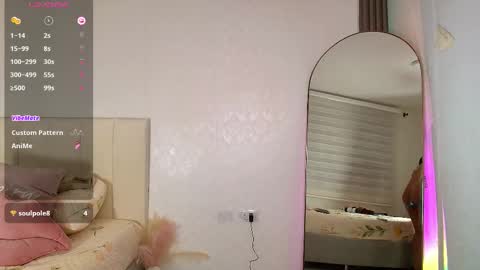 Snapshot of monicaflower chatting on 10/07/25, 08:17 Kiim online show from 10/07/25, 08:17